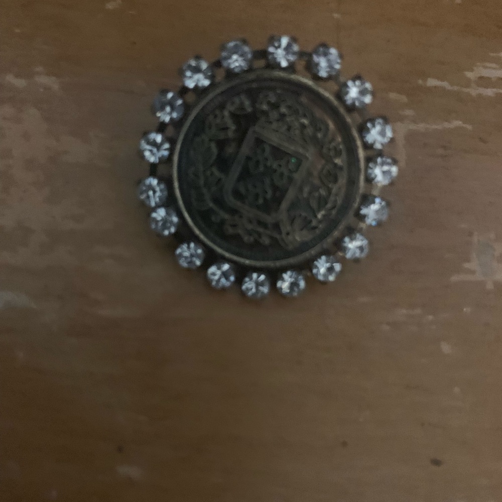 Pin - Picture 2 of 2